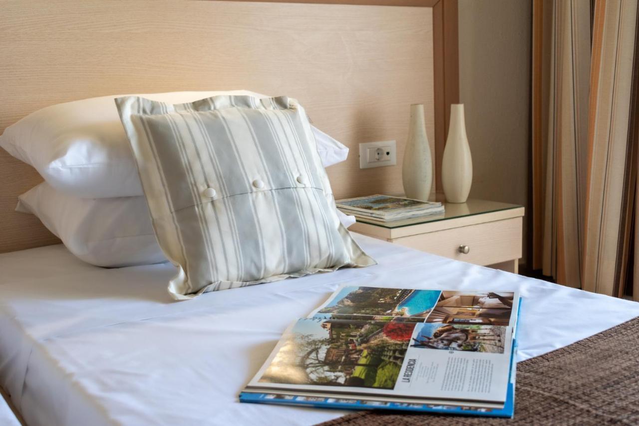 Dedalos Hotel Malia Eksteriør billede