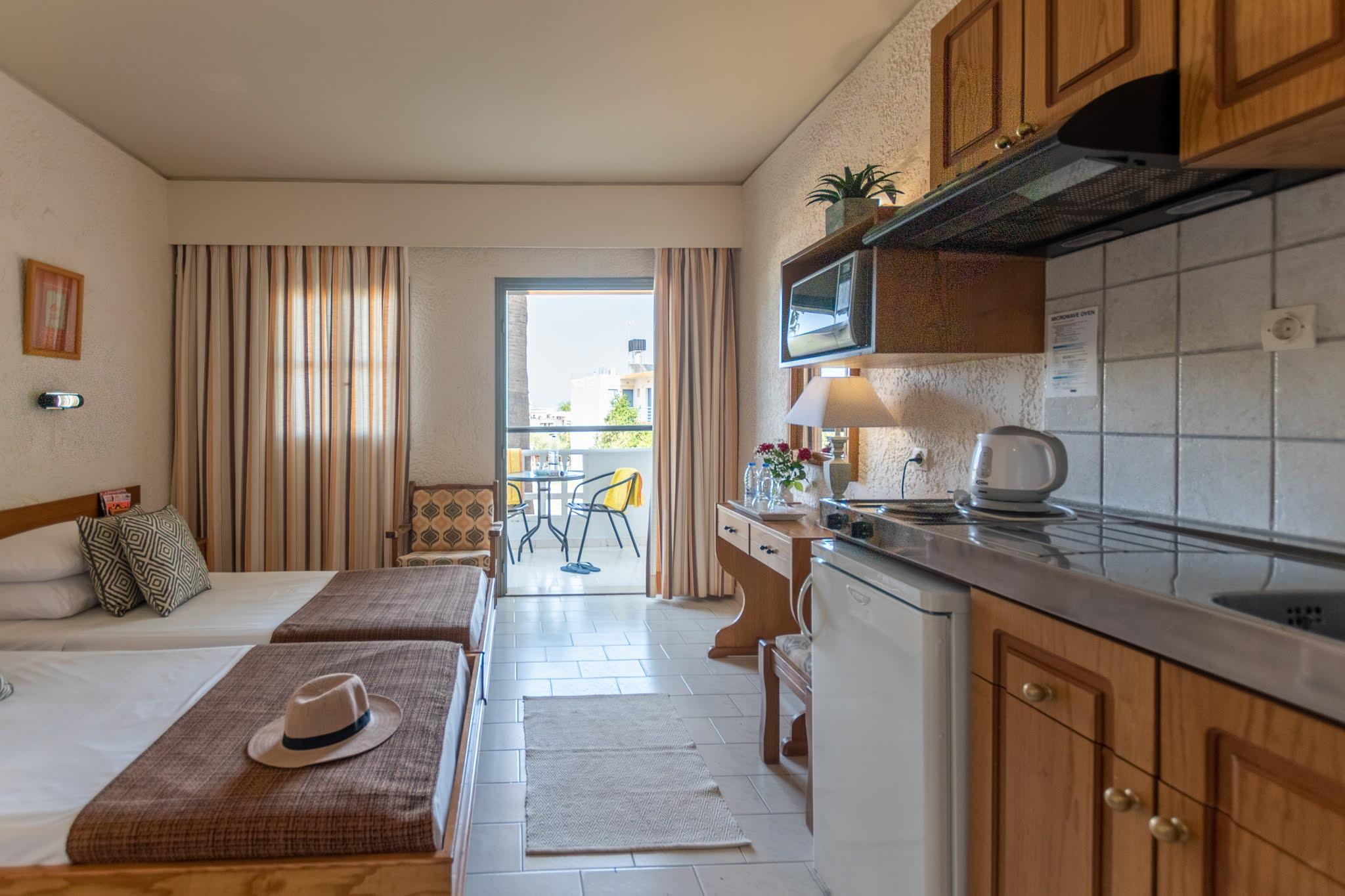 Dedalos Hotel Malia Eksteriør billede