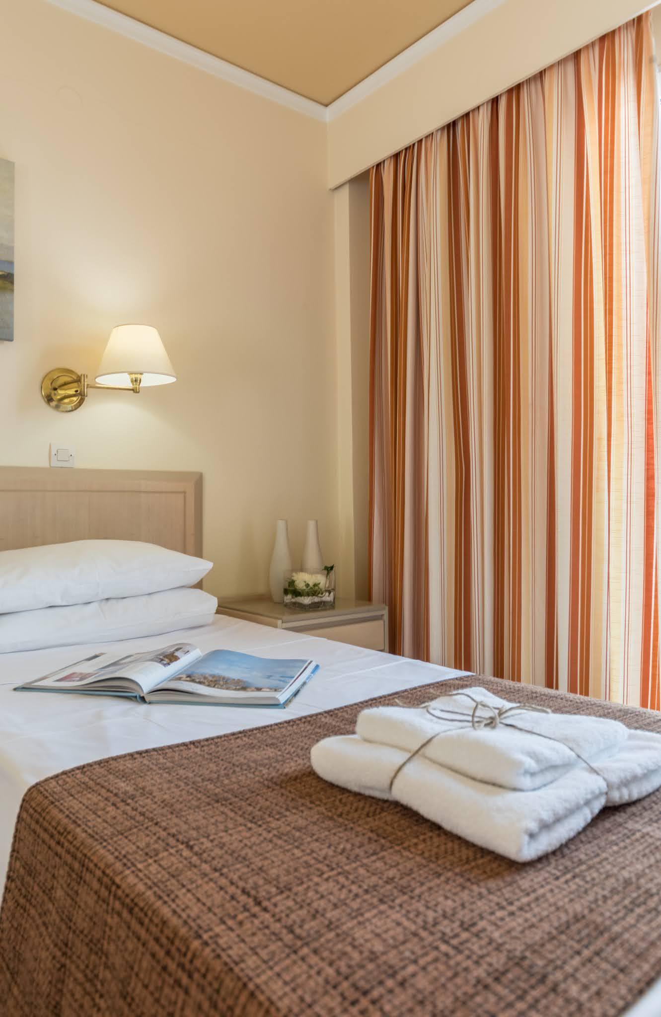 Dedalos Hotel Malia Eksteriør billede